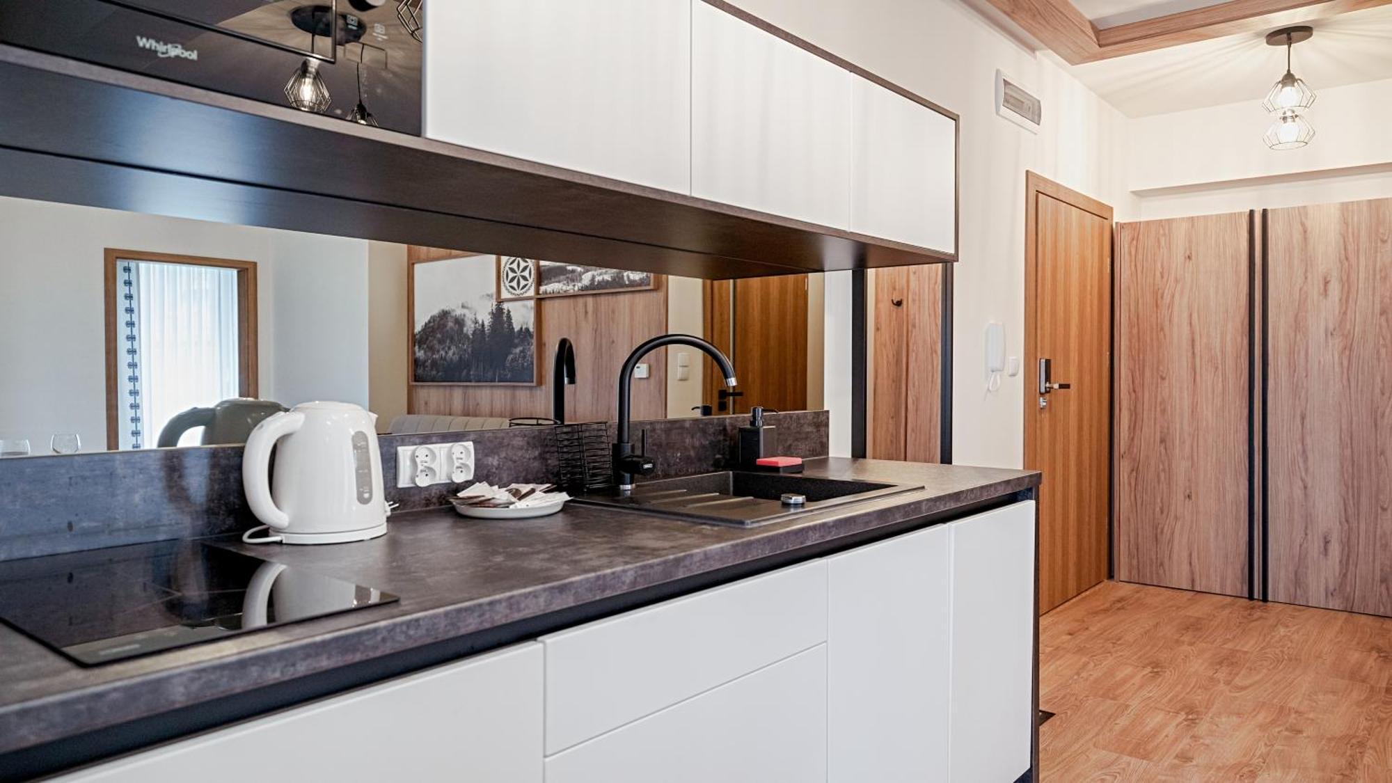 Apartamenty Sun & Snow Ski Apartments Bialka Tatrzanska Buitenkant foto